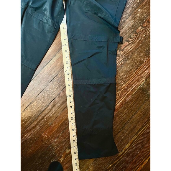 VTG Vince Black Strap Pants Women’s Size 6, Edgy Buckle Detail Cargo Trousers - Picture 12 of 12